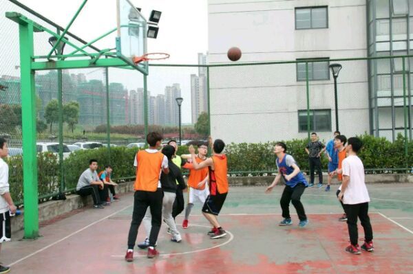 03月30日23：30分吉马良斯VS莫雷伦斯直播